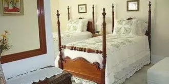 1842 Bed & Breakfast