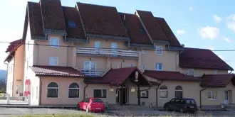 Hotel Mirni Kutak