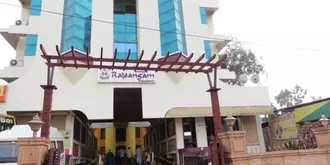 Hotel Rajsangam International