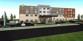 Holiday Inn Express and Suites Salem