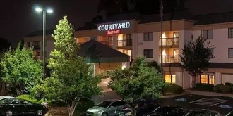 Courtyard by Marriott Charlotte Lake Norman