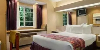 Microtel Inn & Suites by Wyndham Atlanta Buckhead Area