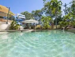 Shelly Bay Resort