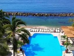 Costa Sur Resort & Spa