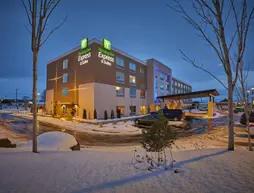 Holiday Inn Express and Suites Hermiston Downtown