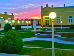 Samarkand Plaza
