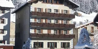 Hotel Compagnoni