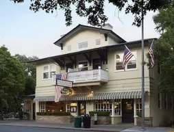 Calistoga Inn Restaurant and Brewery