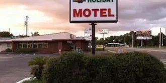 Nassau Holiday Motel