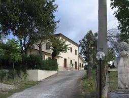 Villa Adriano