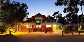 Outback Pioneer Lodge