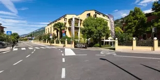 Hotel Santoni
