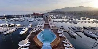 Yacht Club Marina Di Loano