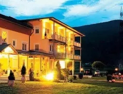 Hotel-Garni Zerza