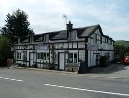 Mid Wales Inn