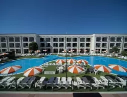 Michelangelo Resort