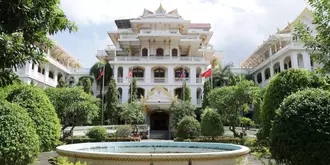 Champasak Palace Hotel