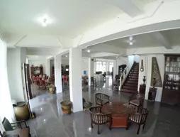 Amali Gallery Hotel