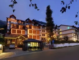 Quality Inn River Country Resort