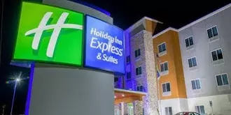 Holiday Inn Express & Suites Raymondville
