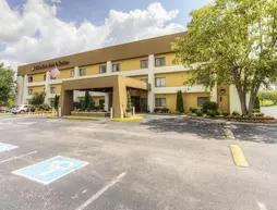 Clarion Inn & Suites Knoxville