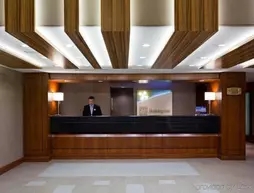 Holiday Inn Toronto Airport East