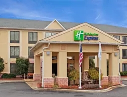 Holiday Inn Express Hotel & Suites Charlotte Airport-Belmont