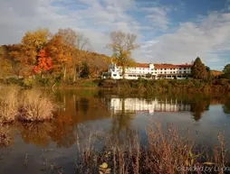 Shawnee Inn and Golf Resort