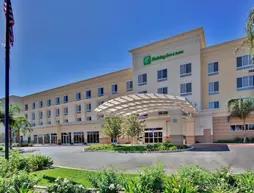 Holiday Inn Hotel & Suites Bakersfield