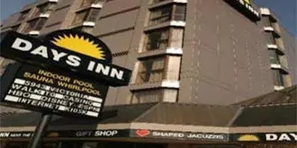Days Inn - Niagara Falls, Near the Falls