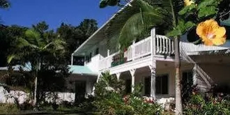 Lava Tree Tropic Inn