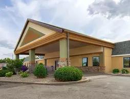 Norwood Inn and Suites Mankato