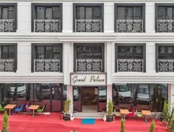 Grand Palace Hotel