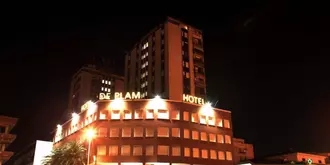 Hotel De Plam