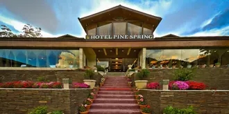 Hotel Pine Spring