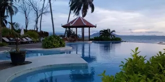 NATAYA Round House Coral Bay Resort