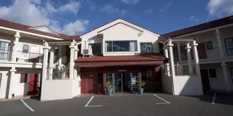 Aubyn Court Spa Motel
