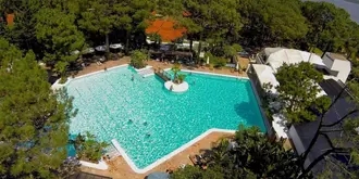 Hotel del Lago Golf & Art Resort