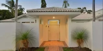 Kewarra Beach House - Luxury Holiday House
