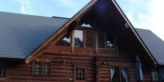 Cottage Log House Goo