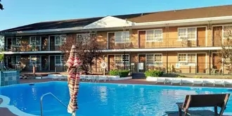 Budget Host East End Hotel in Riverhead