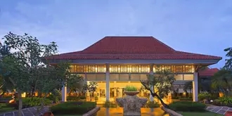 Bandara Hotel