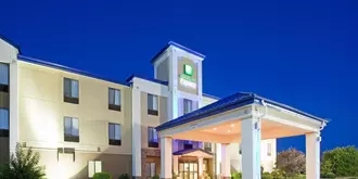 Holiday Inn Express Hotel & Suites Garden City