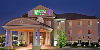 Holiday Inn Express Hotel & Suites Wichita Airport