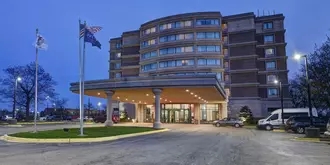Delta Hotels by Marriott Chicago North Shore Suites
