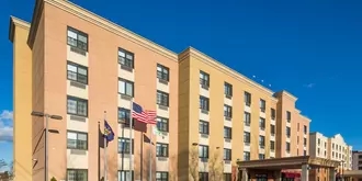 Hotel Fairfield Inn And Suites By Marriott New York Staten Island