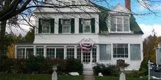 The Summer White House Inn