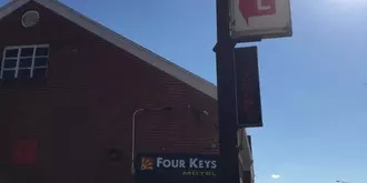 Four Keys Motel