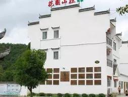Wuyuan Huayuan Mountain Villa