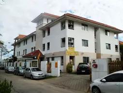 Thanapa Apartment